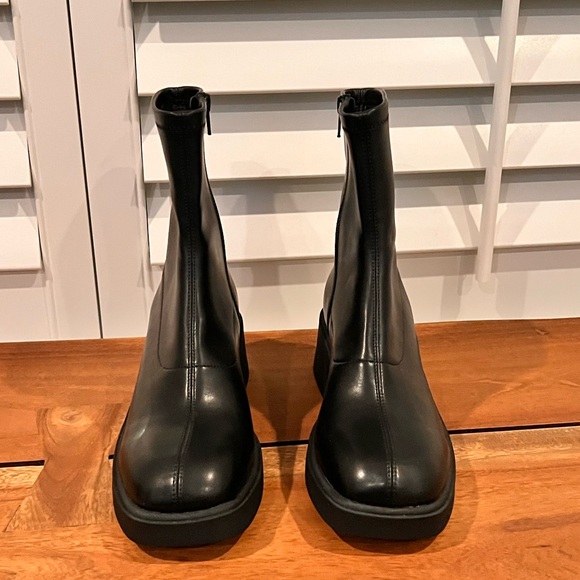 Wild Fable Christi Stretch Ankle Boots - Picture 4 of 7